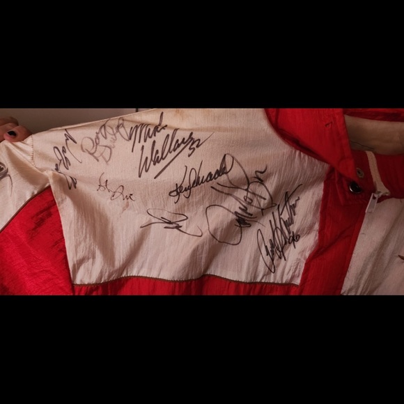 LARGE AUTOGRAPHED NASCAR WINDBREAKER FROM 492 lap Goodwrench race 95 - Picture 9 of 12